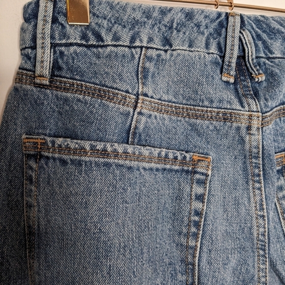 GOOD AMERICAN 90s Icon Distressed Straight Leg High Rise Denim Jeans NEW Size 28 - Picture 9 of 13